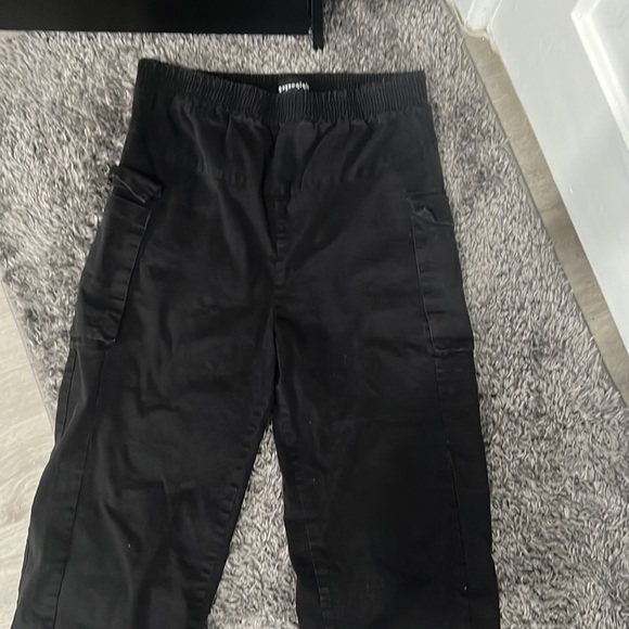 Black women’s size XL Guyueqiqin cargo pants - Picture 2 of 5